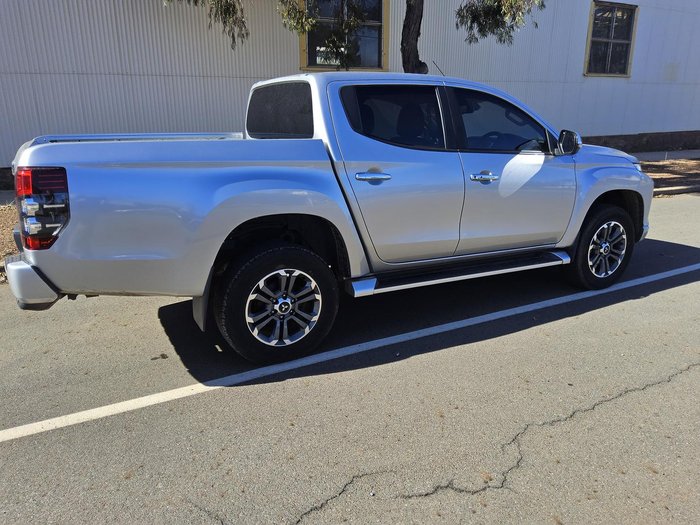 2022 Mitsubishi Triton GLS MR MY22 4X4 Dual Range Sterling Silver