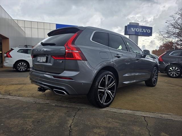 2017 Volvo XC60 T6 R-Design