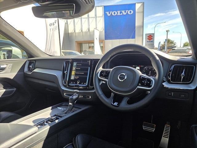 2017 Volvo XC60 T6 R-Design
