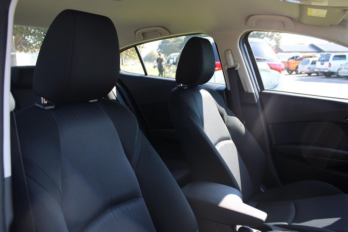 2015 Mazda 3 Neo