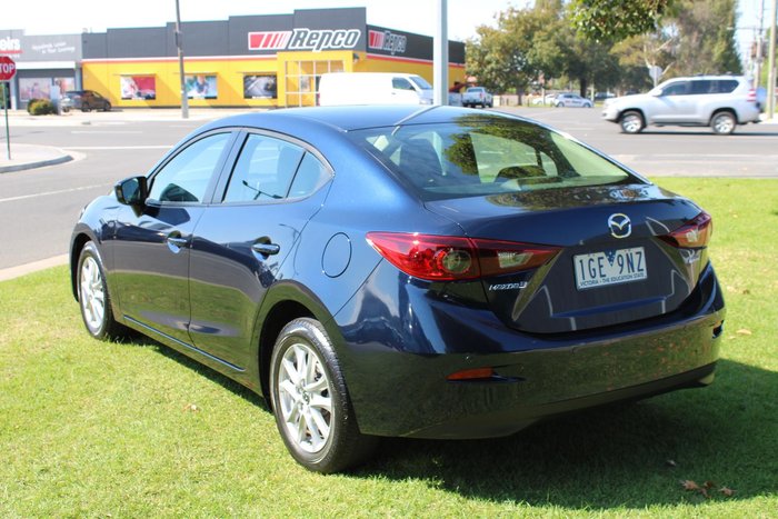 2015 Mazda 3 Neo