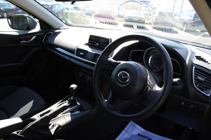 2015 Mazda 3 Neo