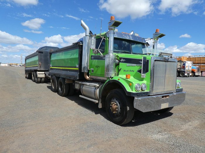2000 Western Star 4800 Fx GREEN