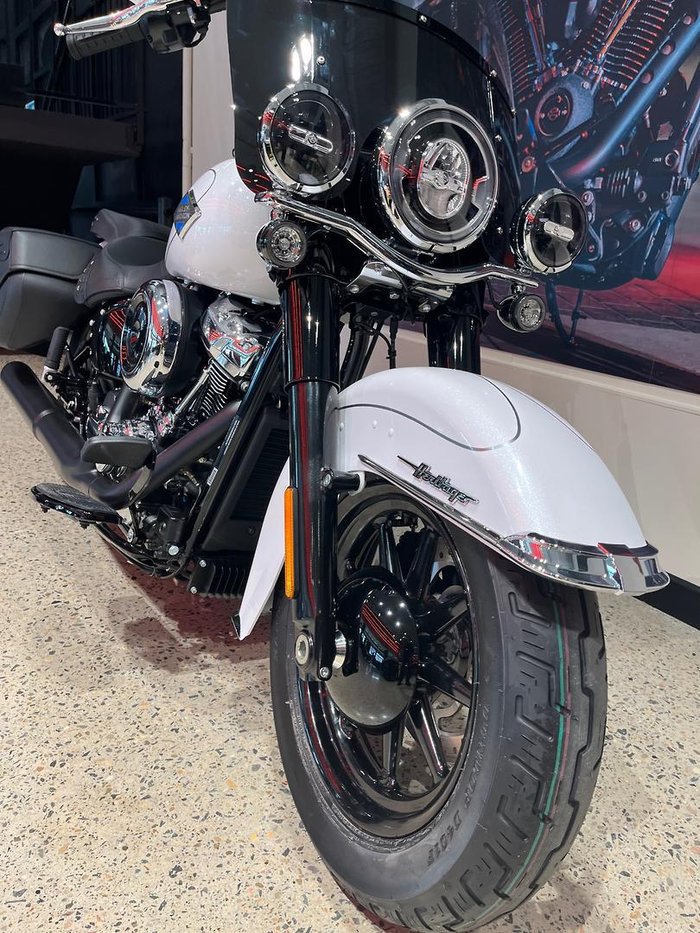 2025 Harley-Davidson Heritage Classic 117 (FLHC) Softail White
