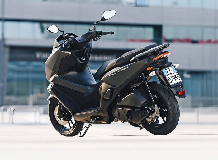 2025 Kymco Skytown 150 Skytown Brown