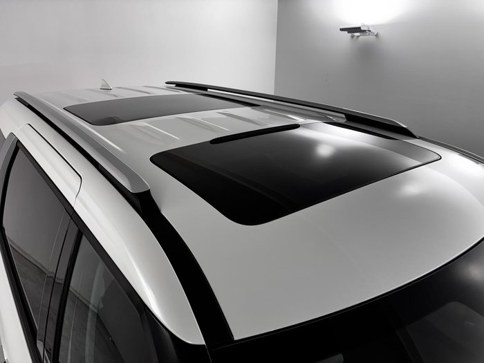 2024 Kia Carnival GT-Line HEV