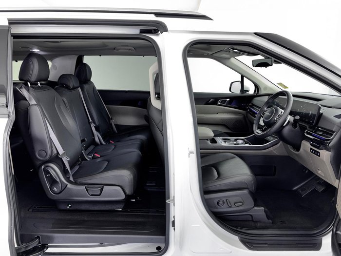 2024 Kia Carnival GT-Line HEV
