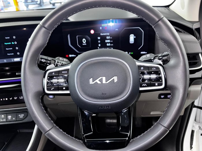 2024 Kia Carnival GT-Line HEV