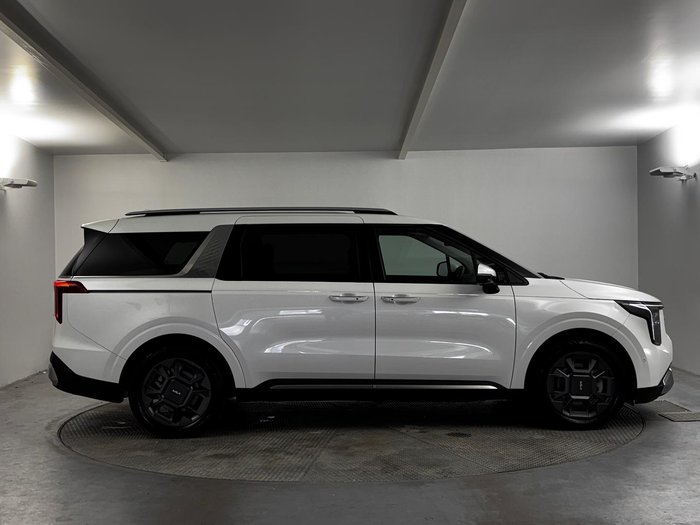 2024 Kia Carnival GT-Line HEV