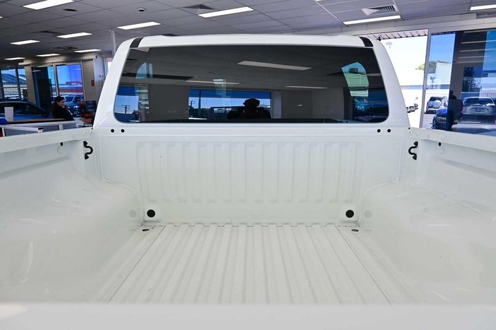 2025 Mitsubishi Triton GLX+