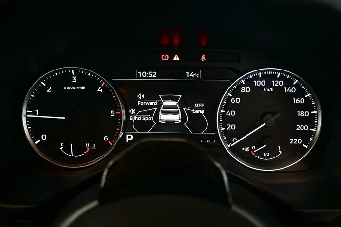 2025 Mitsubishi Triton GLX+