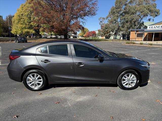 2018 Mazda 3 Maxx Sport