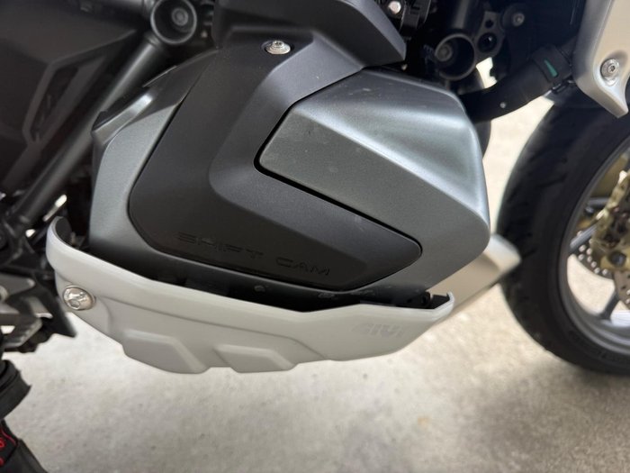2022 BMW R 1250 R Exclusive