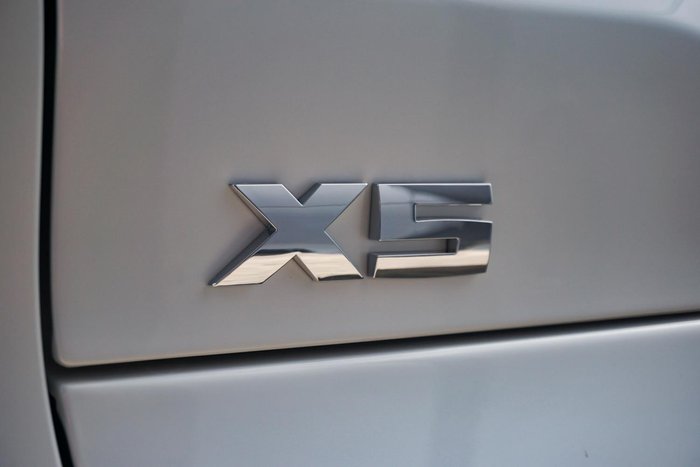 2024 BMW X5 M60i