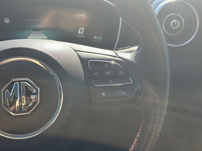 2022 MG HS Plus EV Essence