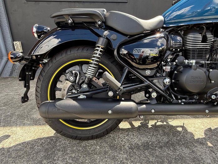 2025 Royal Enfield Meteor 350 Fireball Meteor Blue