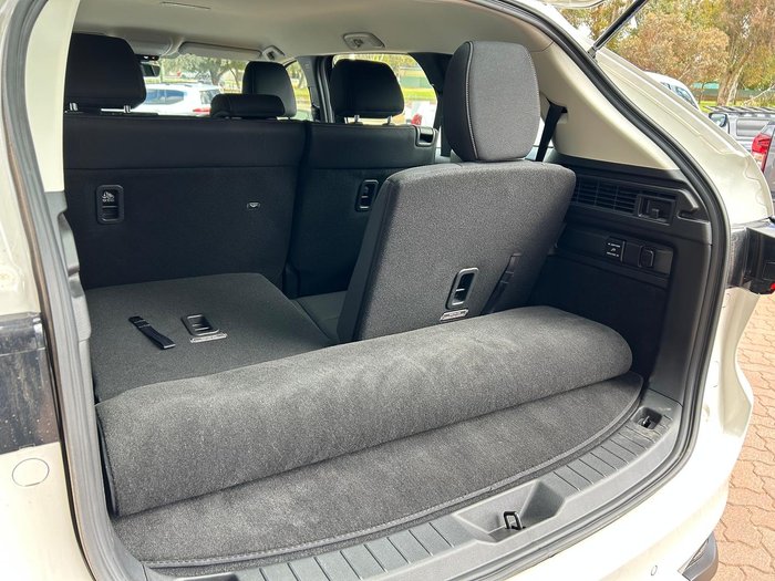 2024 Mazda CX-80 G40e Pure KL AWD Rhodium White