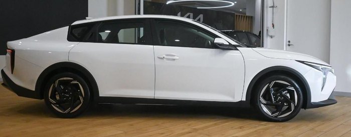 2025 Kia K4 Sport+