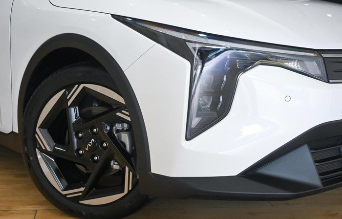 2025 Kia K4 Sport+