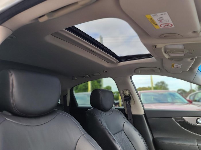 2019 INFINITI QX70 GT