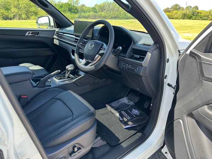 2024 KGM SsangYong Musso Ultimate Luxury Q261 MY24 4X4 Dual Range Grand White
