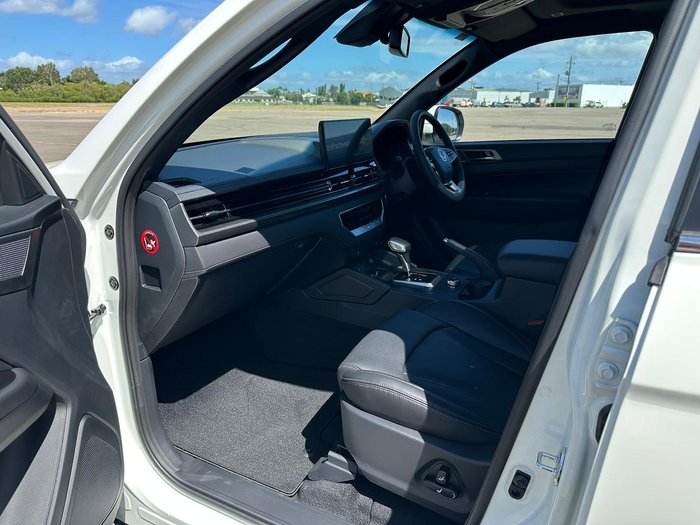 2024 KGM SsangYong Musso Ultimate Luxury Q261 MY24 4X4 Dual Range Grand White