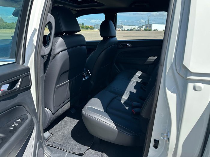 2024 KGM SsangYong Musso Ultimate Luxury Q261 MY24 4X4 Dual Range Grand White