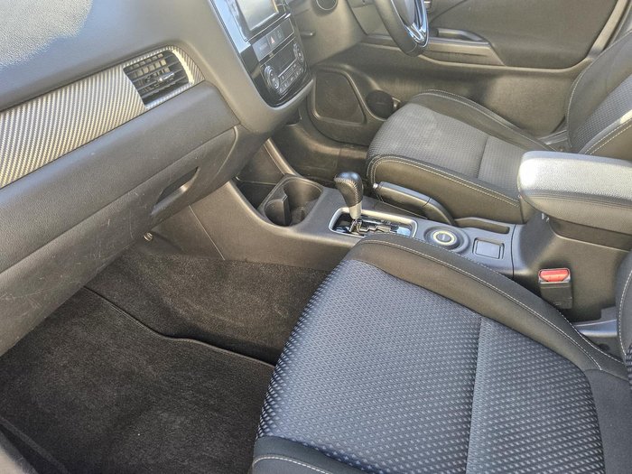 2016 Mitsubishi Outlander LS ZK MY16 4X4 On Demand Cool Silver