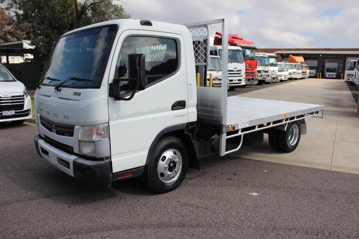 2016 Fuso Canter 515 WHITE