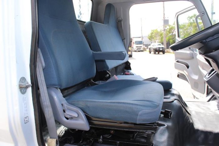 2016 Fuso Canter 515 WHITE