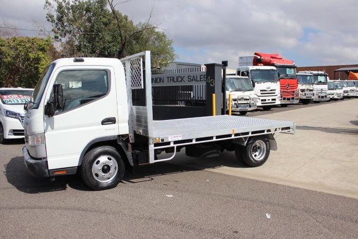 2016 Fuso Canter 515 WHITE