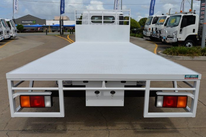 2019 HYUNDAI EX8 XLWB WHITE