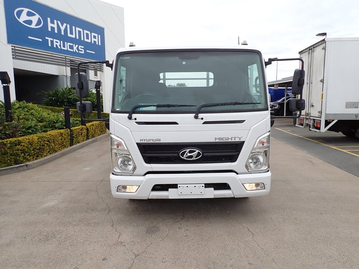 2019 HYUNDAI EX8 XLWB WHITE