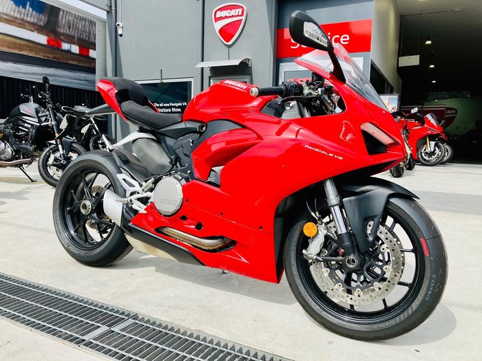 2024 Ducati Hypermotard 698 Mono Hypermotard Red