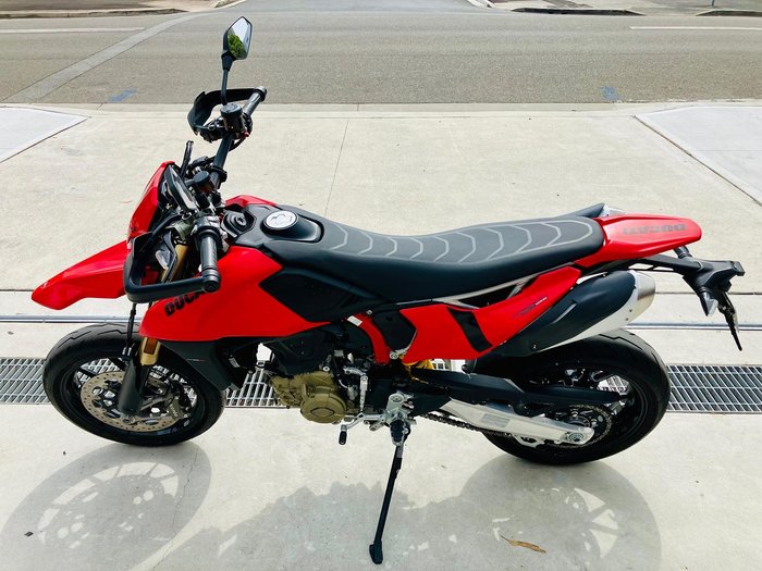 2024 Ducati Hypermotard 698 Mono Hypermotard Red