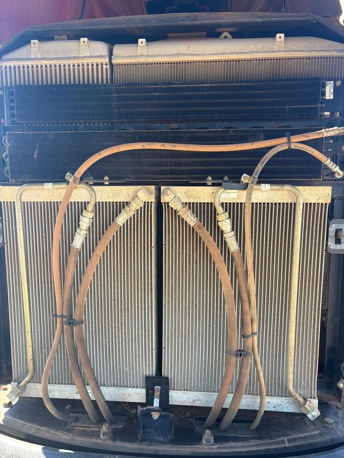 2015 CASE IH 600 Quadtrac Red