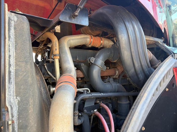 2015 CASE IH 600 Quadtrac Red