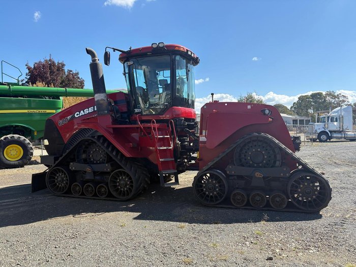 2015 CASE IH 600 Quadtrac Red