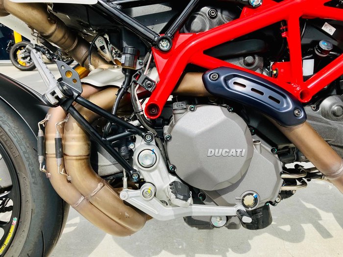 2024 Ducati Hypermotard 950 SP Hypermotard Red