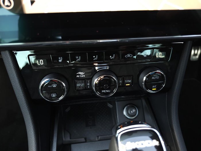 2024 SKODA Superb 206TSI SportLine NP MY24 4X4 Constant Moon White