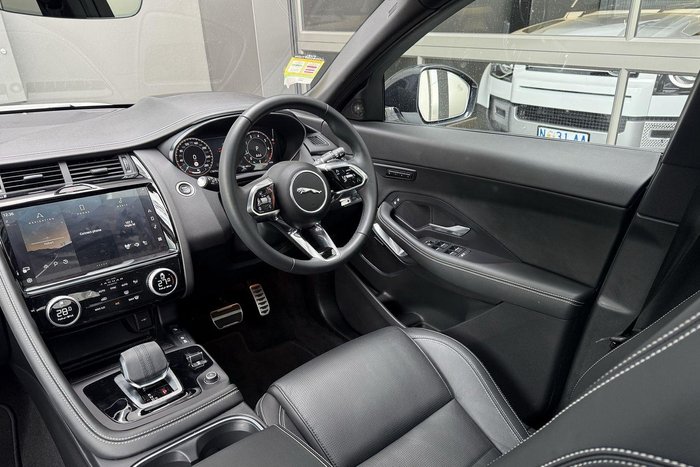 2024 Jaguar E-PACE P250 R-Dynamic SE