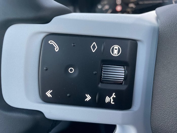 2024 Land Rover Defender 110 D300 X-Dynamic SE