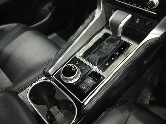 2022 Mitsubishi Pajero Sport Exceed QF MY22 4X4 Dual Range White