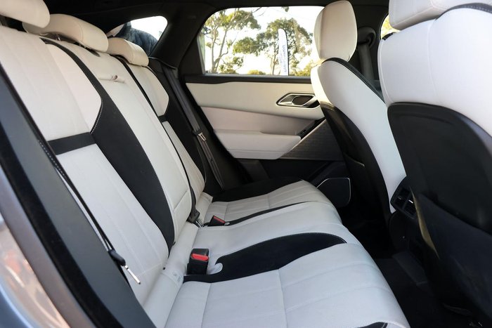 2018 Land Rover Range Rover Velar D300 R-Dynamic SE