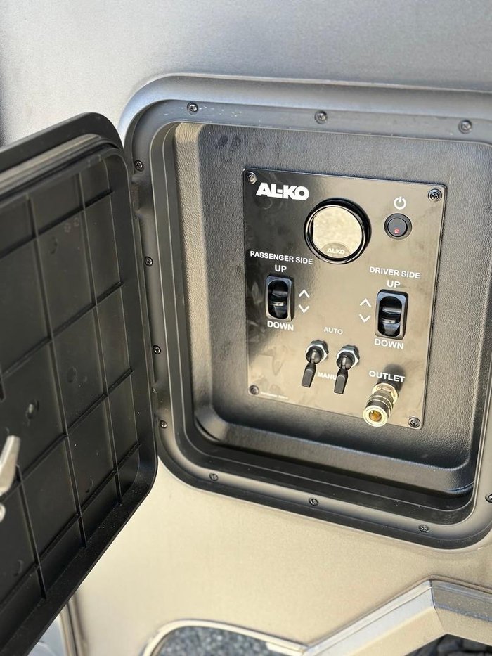 2025 Royal Flair Designer Series