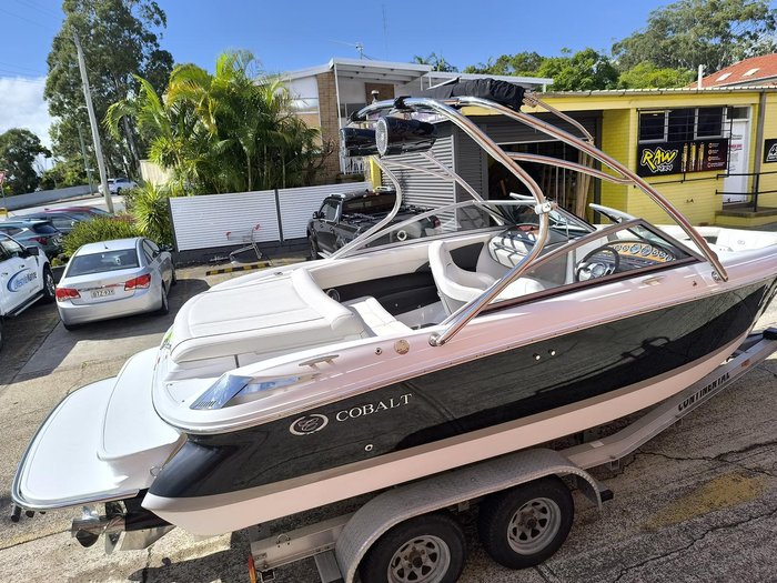 2011 Cobalt 210
