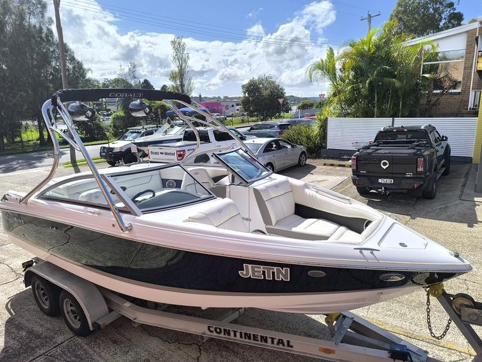 2011 Cobalt 210