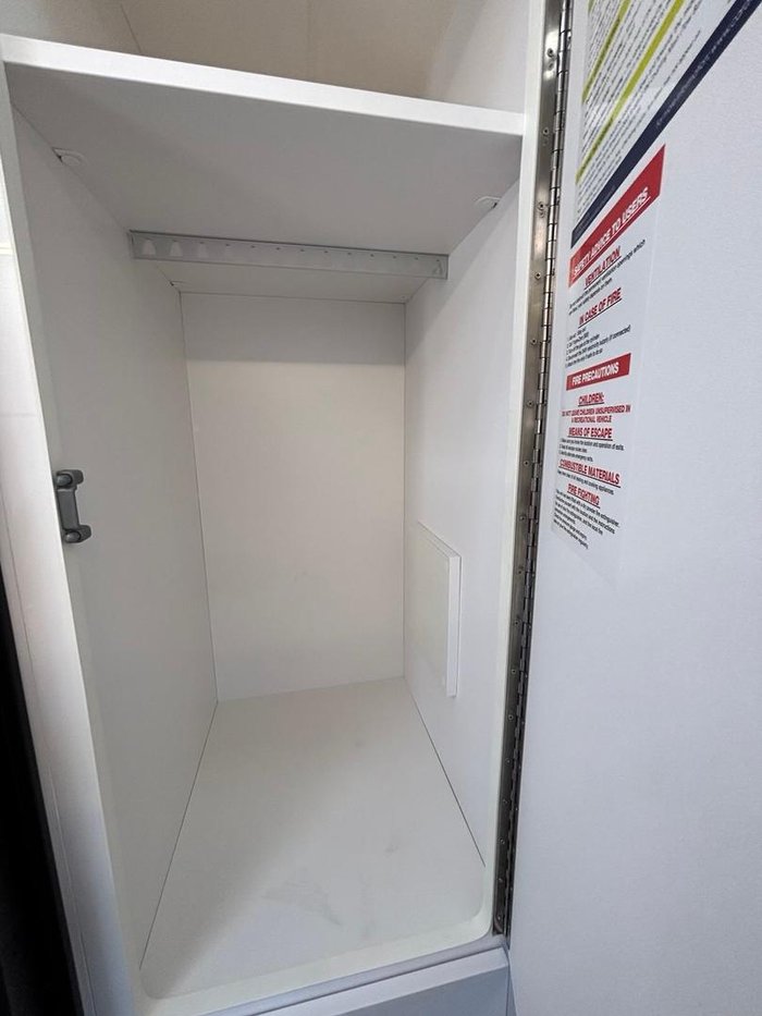 2025 Royal Flair Razor Xt