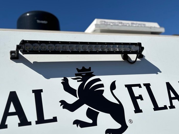 2025 Royal Flair Razor Xt