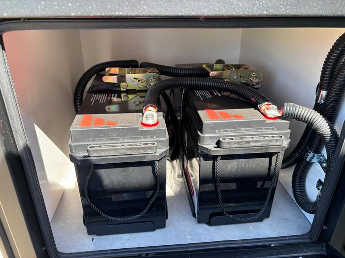 2025 Royal Flair Razor Xt